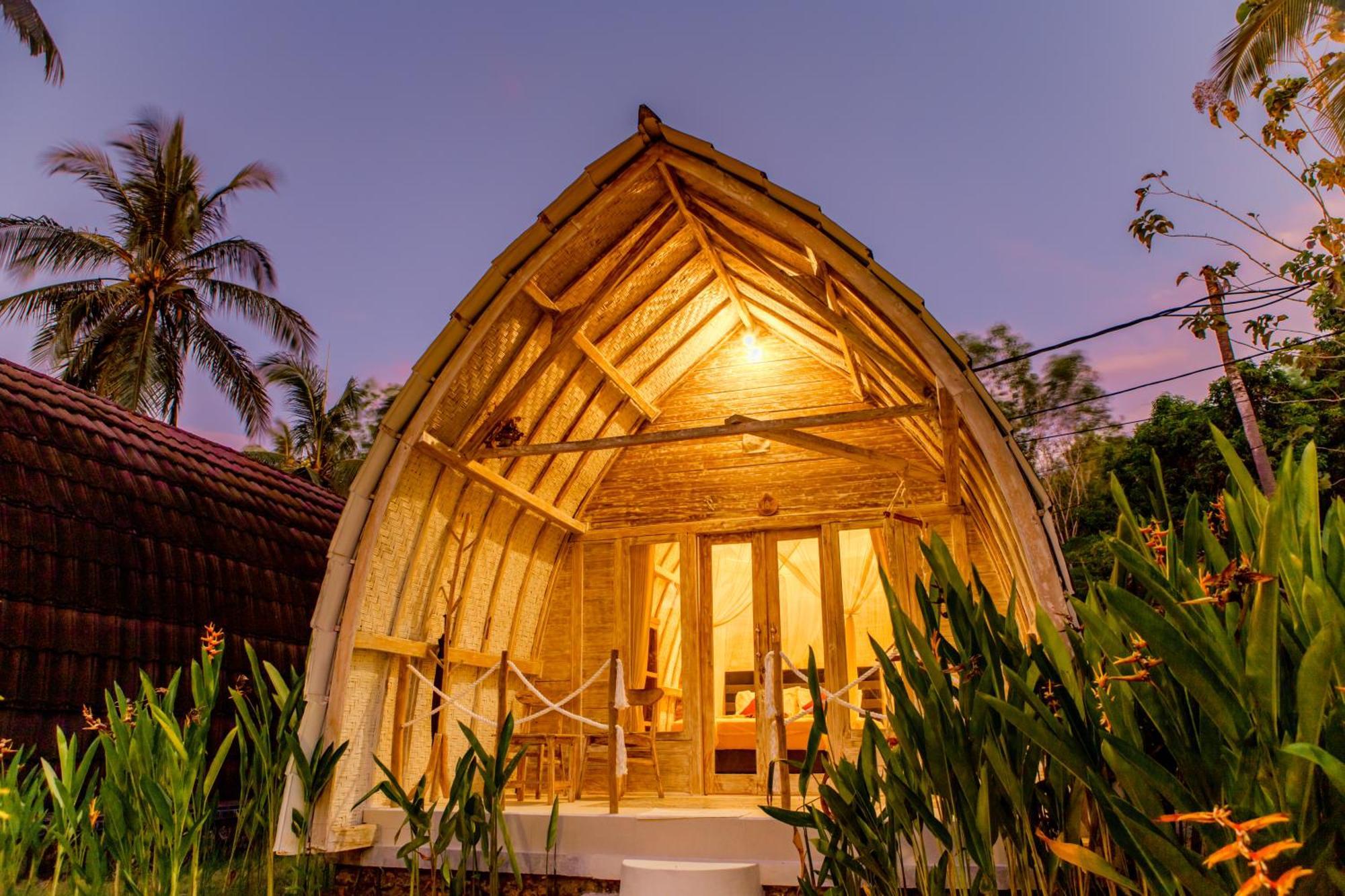 La Royale Nusa Penida Toyapakeh Exterior photo