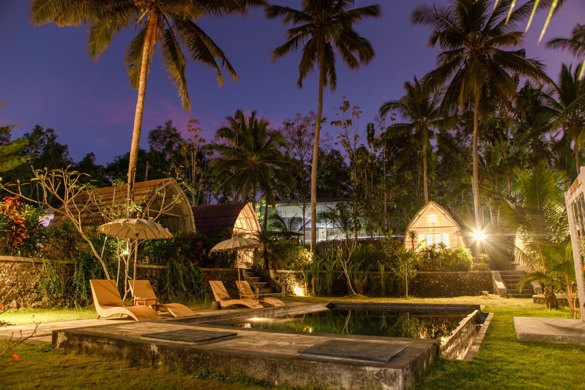 La Royale Nusa Penida Toyapakeh Exterior photo